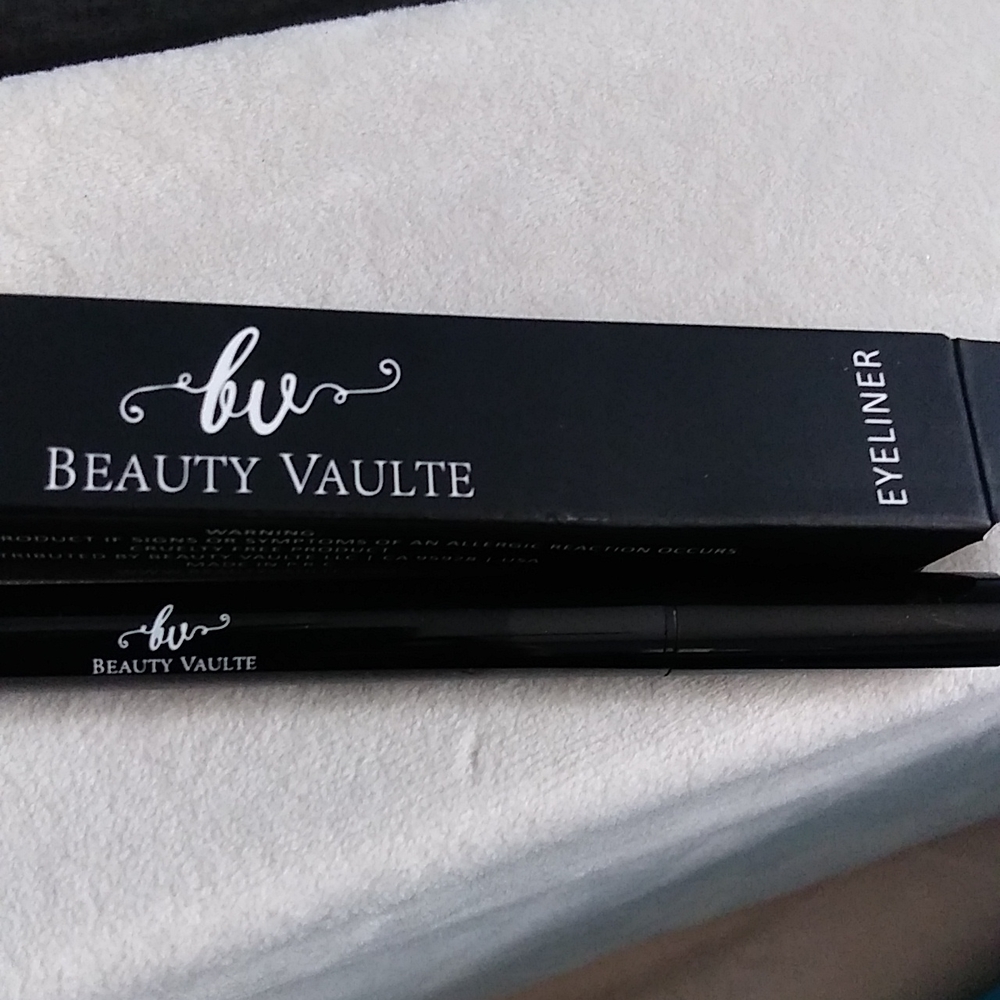 Beauty Vault eyeliner
